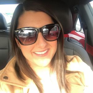 Meet your Posher, Ana